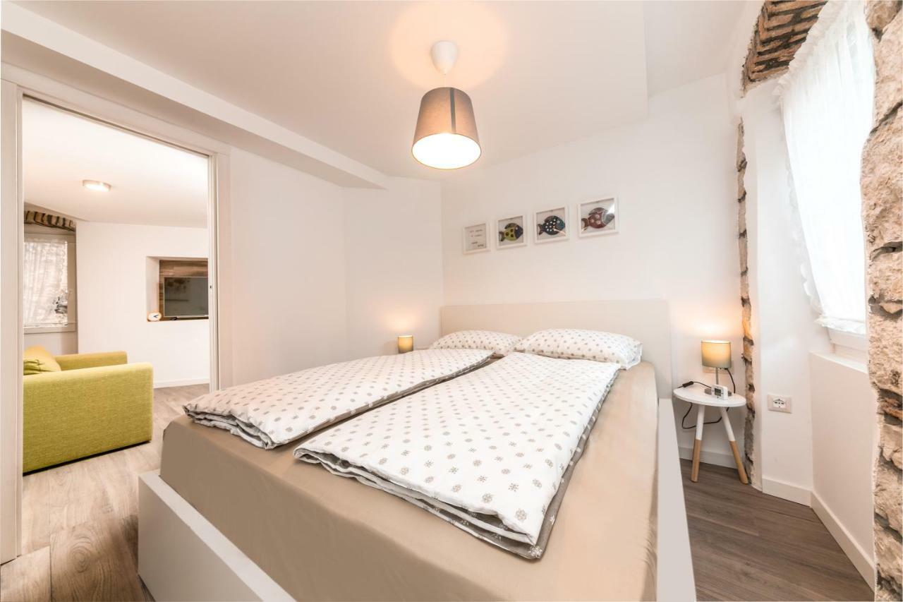 Mariva Downtown Apartment With Free Parking 罗维尼 外观 照片